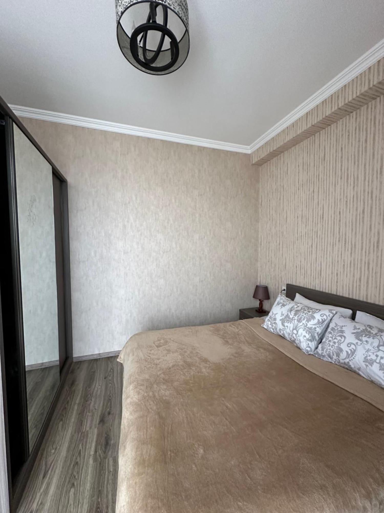Tsereteli 87z Apartment *