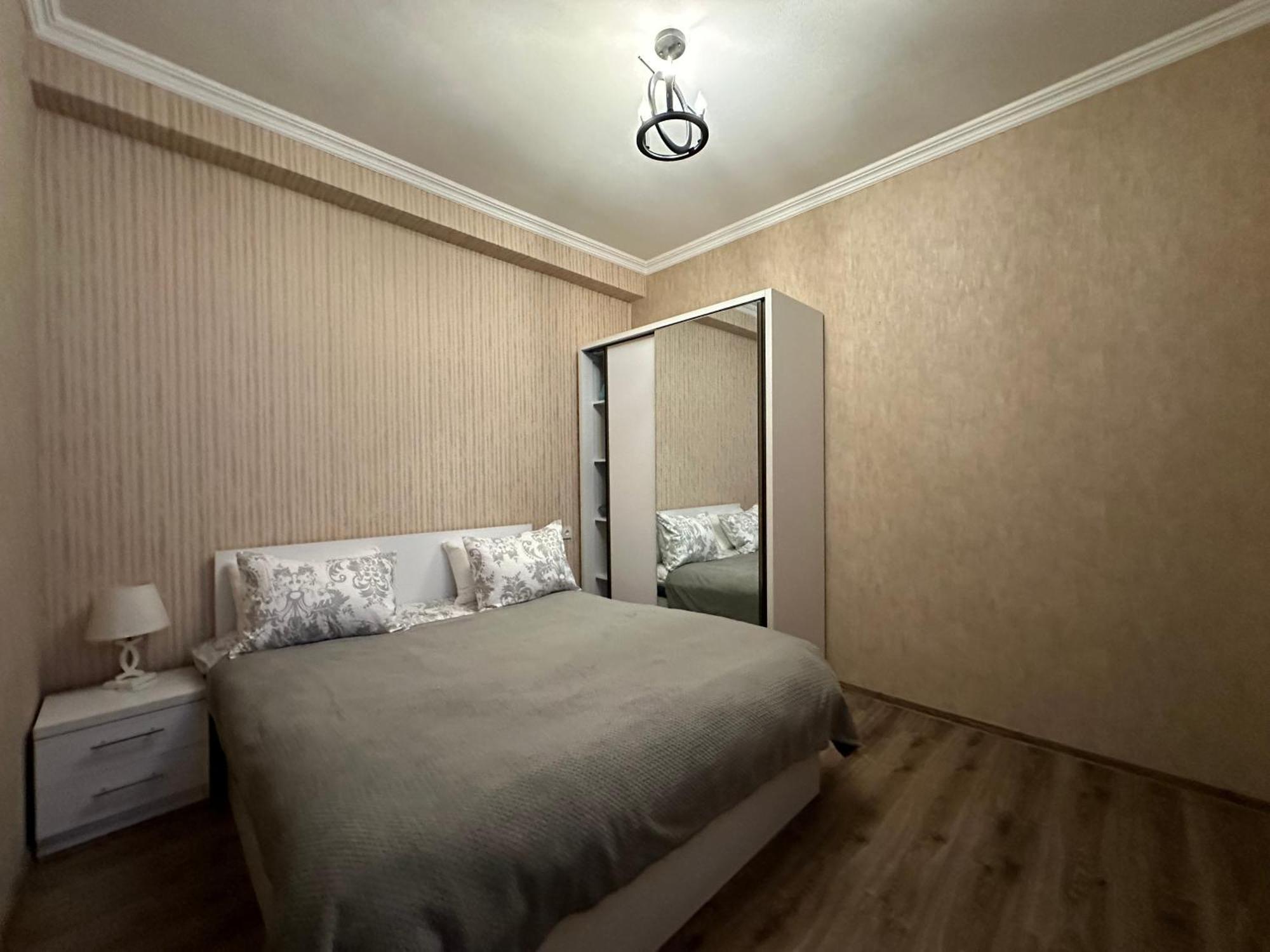 Tsereteli 87z Apartment *